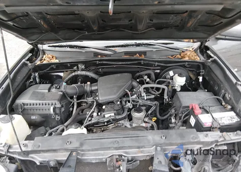 2019 Toyota Tacoma Sr5 z USA, uszkodzony, nr VIN 5TFAX5GN5KX132289